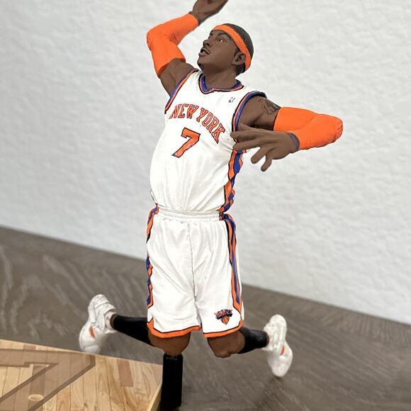 Carmelo Anthony New York Knicks NBA White Jersey, Denver Nuggets Figure Lot - Picture 10 of 16